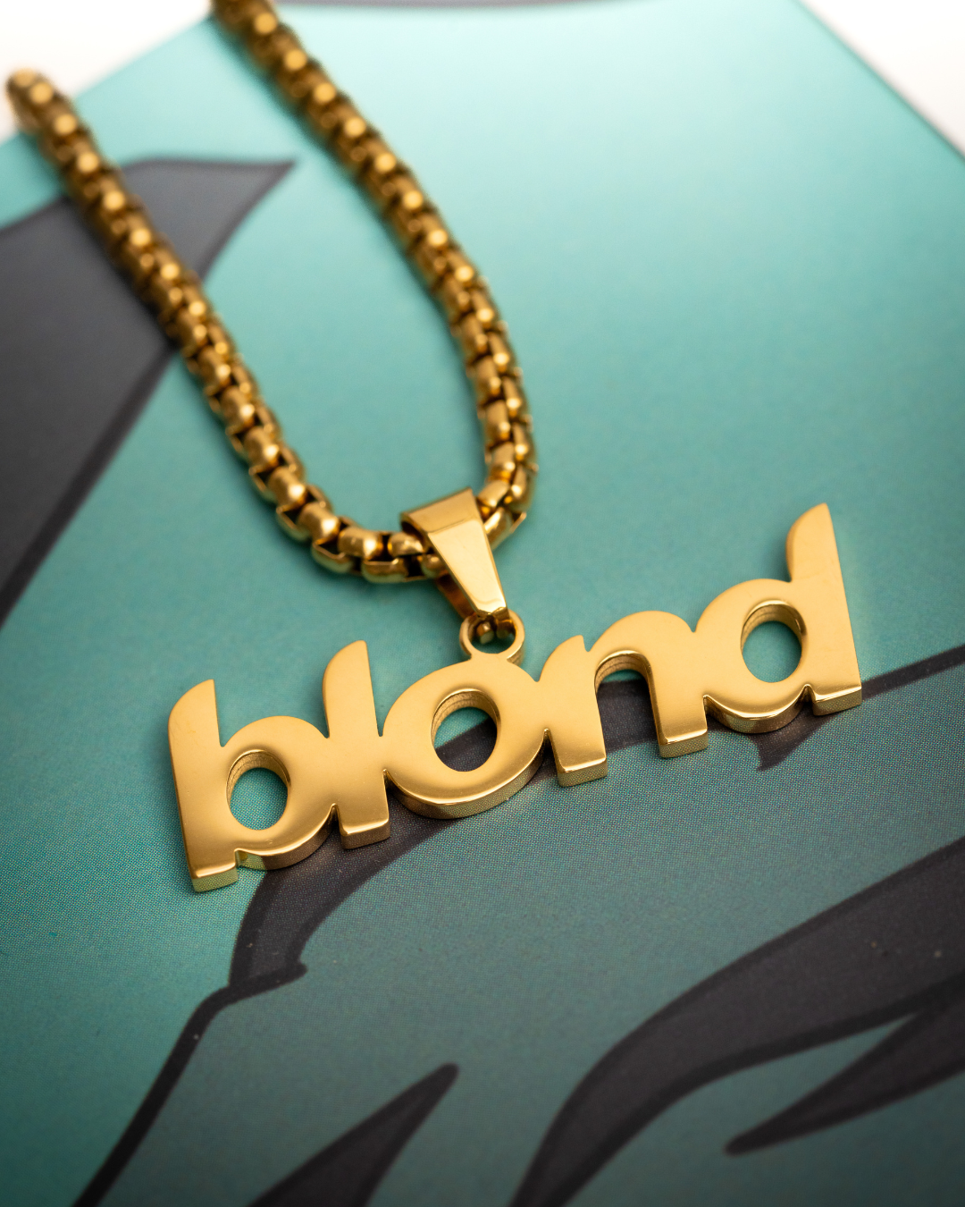 Blond Chain