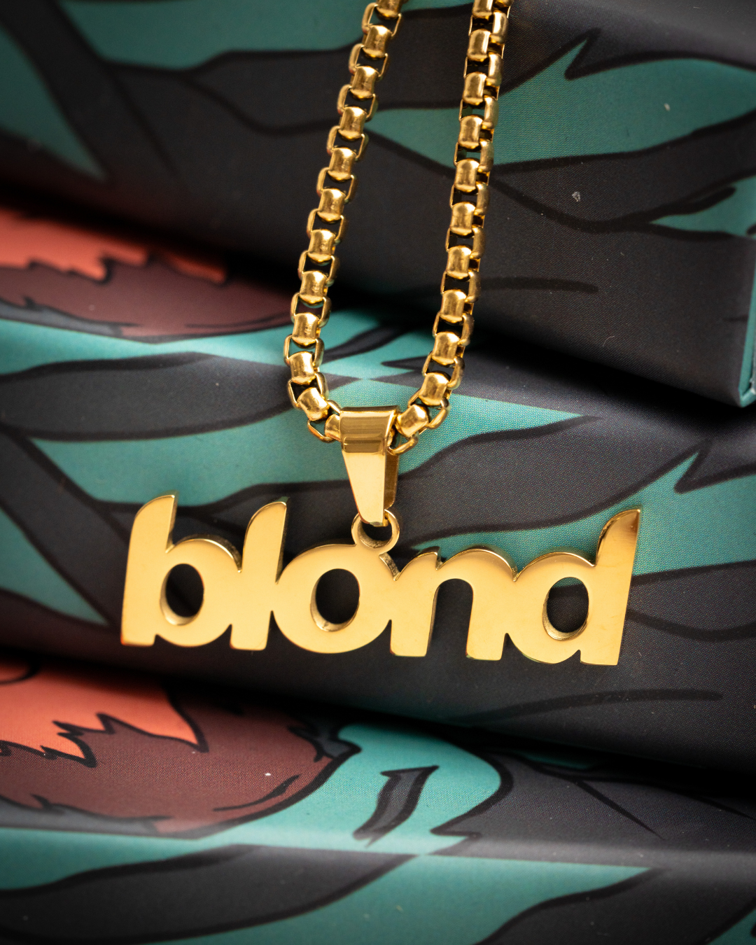 Blond Chain